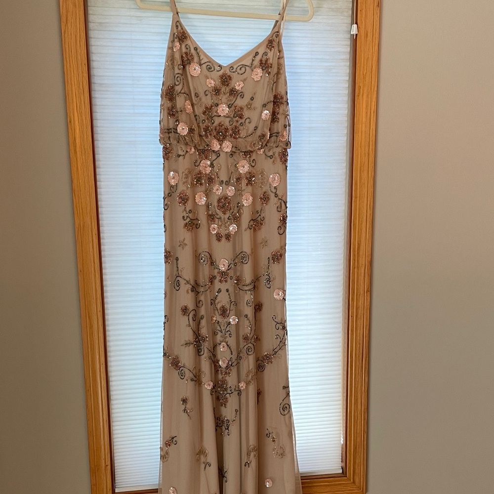 Adrianna Papell Elegant Floral Embellished Beaded Dress